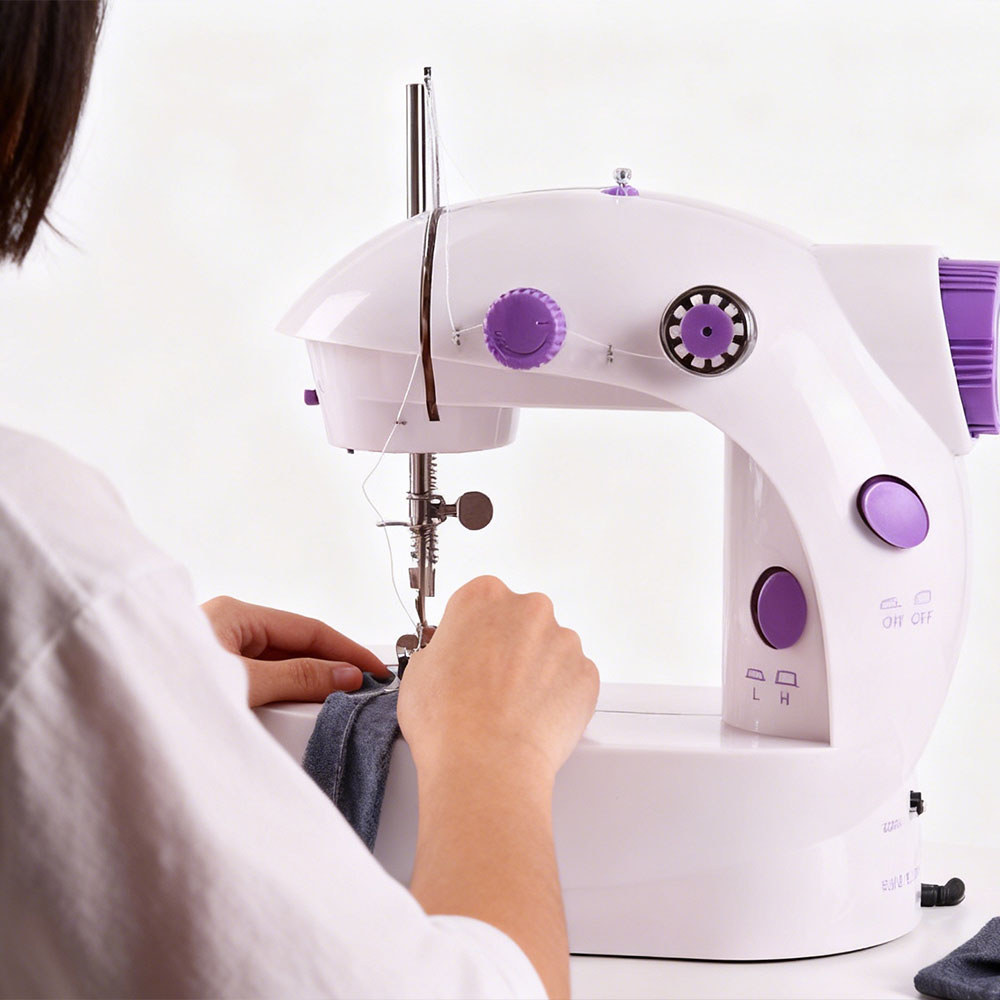 INNE Beginner Sewing Machine Home Small Double Speed Mini Electric Household Portable Night Light Fo