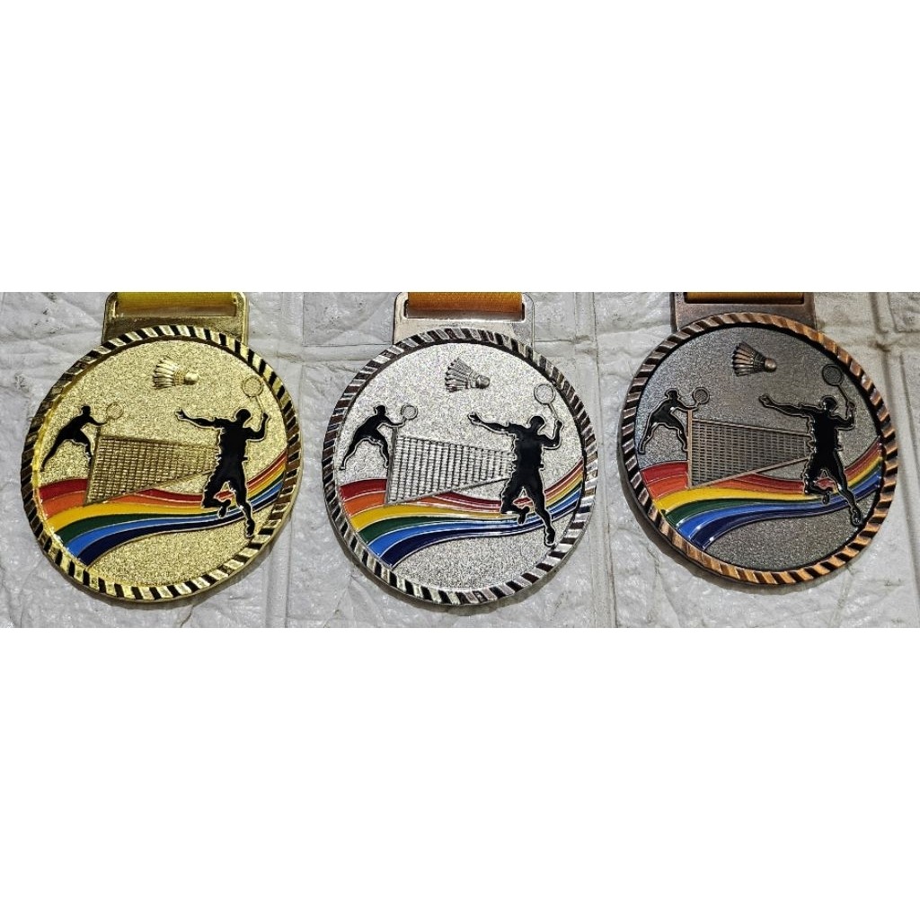MENDALI MEDALI BADMINTON BULU TANGKIS LOGAM IMPORT 6,5 CM