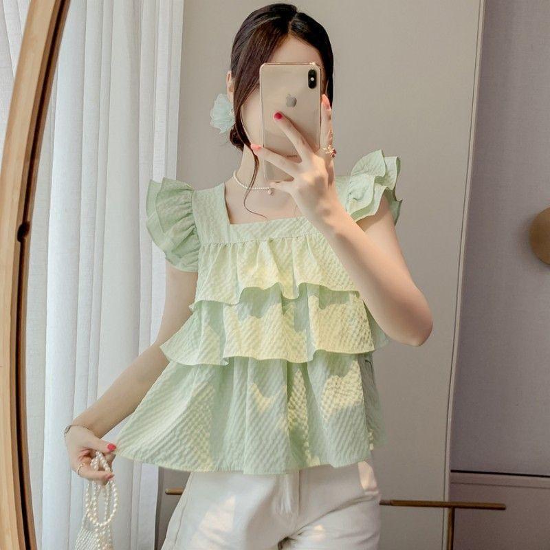 Blus Lengan Pendek Mengembang Tekstur Chiffon Hijau Mint dengan Lengan Kecil Berkerut