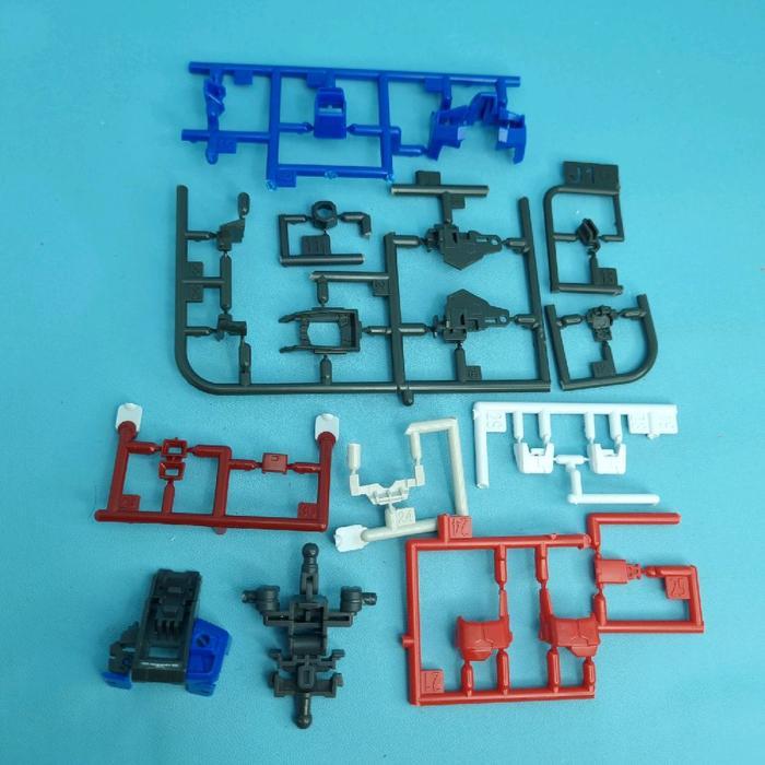 RG 1/144 Build Strike Gundam Full Package Torso Unit