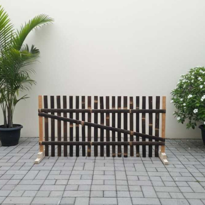 Pagar Bambu Hitam / Bambu Wulung Tinggi 120 cm Untuk Teras Rumah / Pagar Rumah / Pembatas Hewan