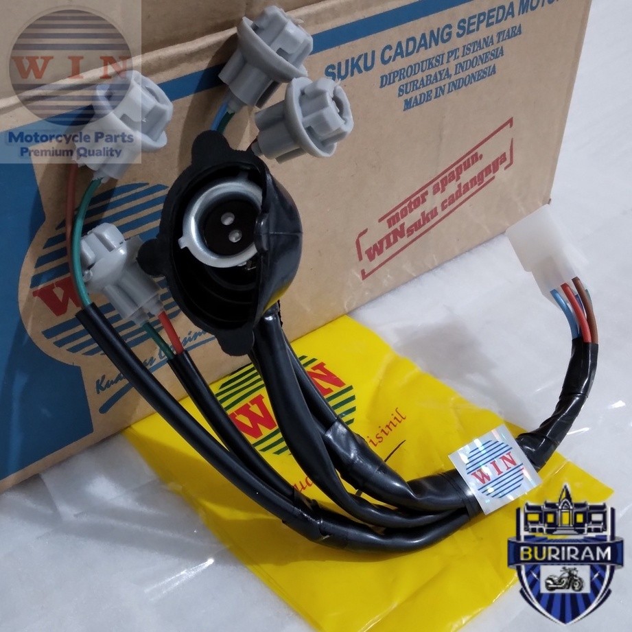 Fitting Lampu Absolute Revo 110 2009 2010 2011 2012 2013 WIN | cop fiting piting peteng motor honda 