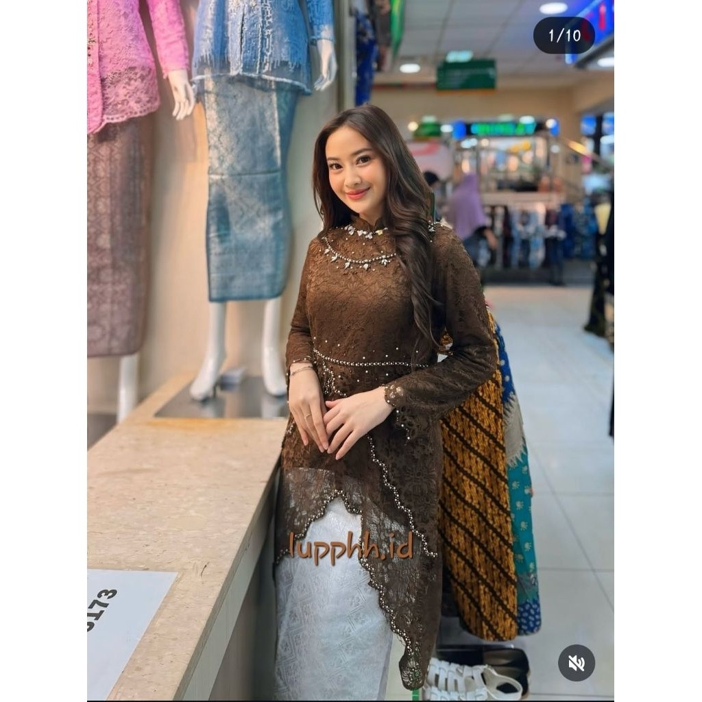 Novia| NEW TYas kebaya| Kebaya Terbaru| Kebaya Modern| Kebaya kondangan| Kebaya Wisuda| Kebaya Temur