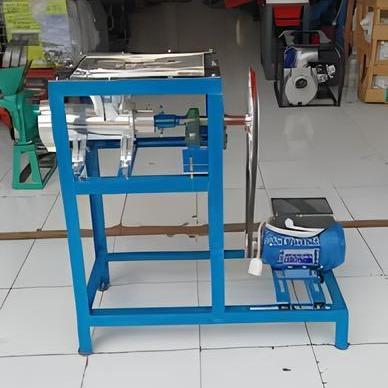 Mesin Giling Daging Carlton No 32 Komplit Dinamo + Rangka