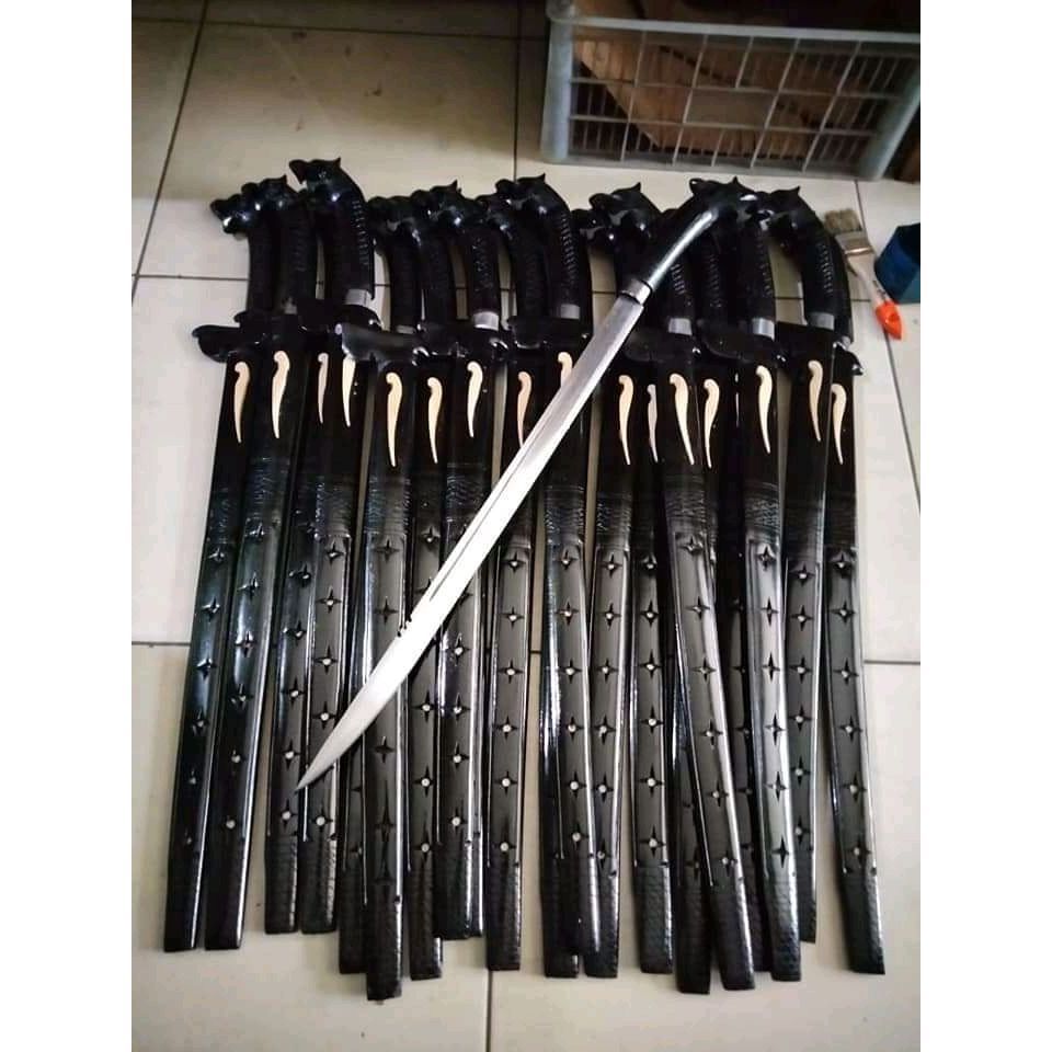 Toko Perkakas CUCI GUDANG katana baja asli super tajam Koleksi Katana Asli Varian Warna Katana Panja
