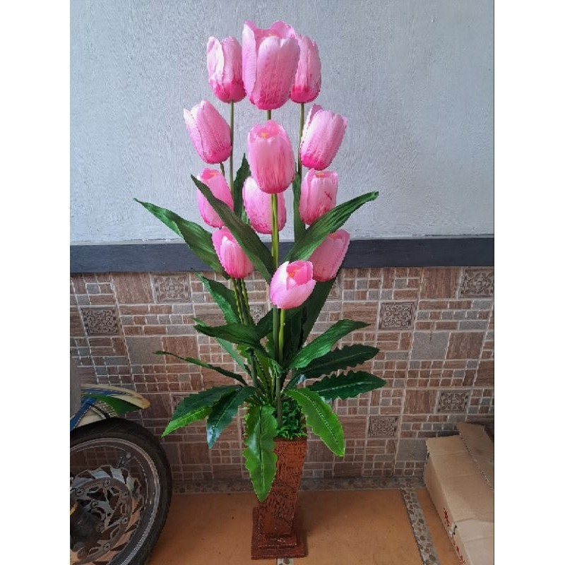 (Resky.storeid) BUNGA TULIP JUMBO ARTIFICIAL BERIKUT POT KAYU/BUNGA SUDUT RUANGAN /BUNGA POJOK