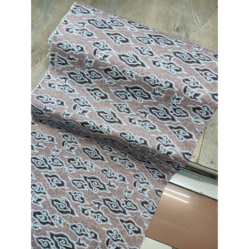 KAIN BATIK KATUN HALUS EXCLUSIVE MOTIF MEGA MENDUNG, BATIK KATUN MEGA MENDUNG METERAN, BAHAN BATIK K