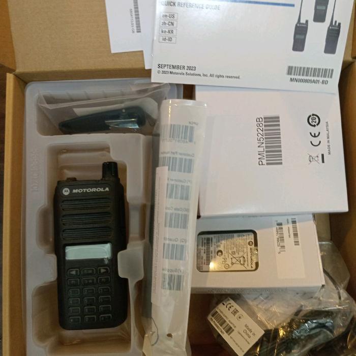 HT MOTOROLA XIR C2660 VHF DIGITAL ANALOG