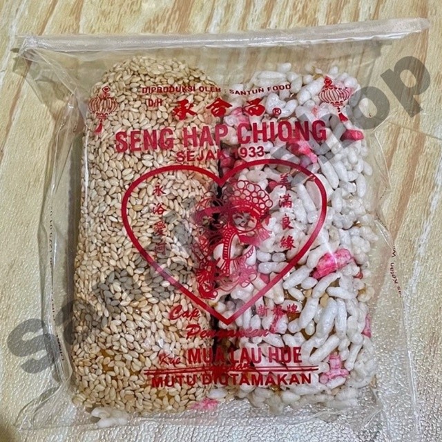 Mualau Lauhue / Kue Sangjit