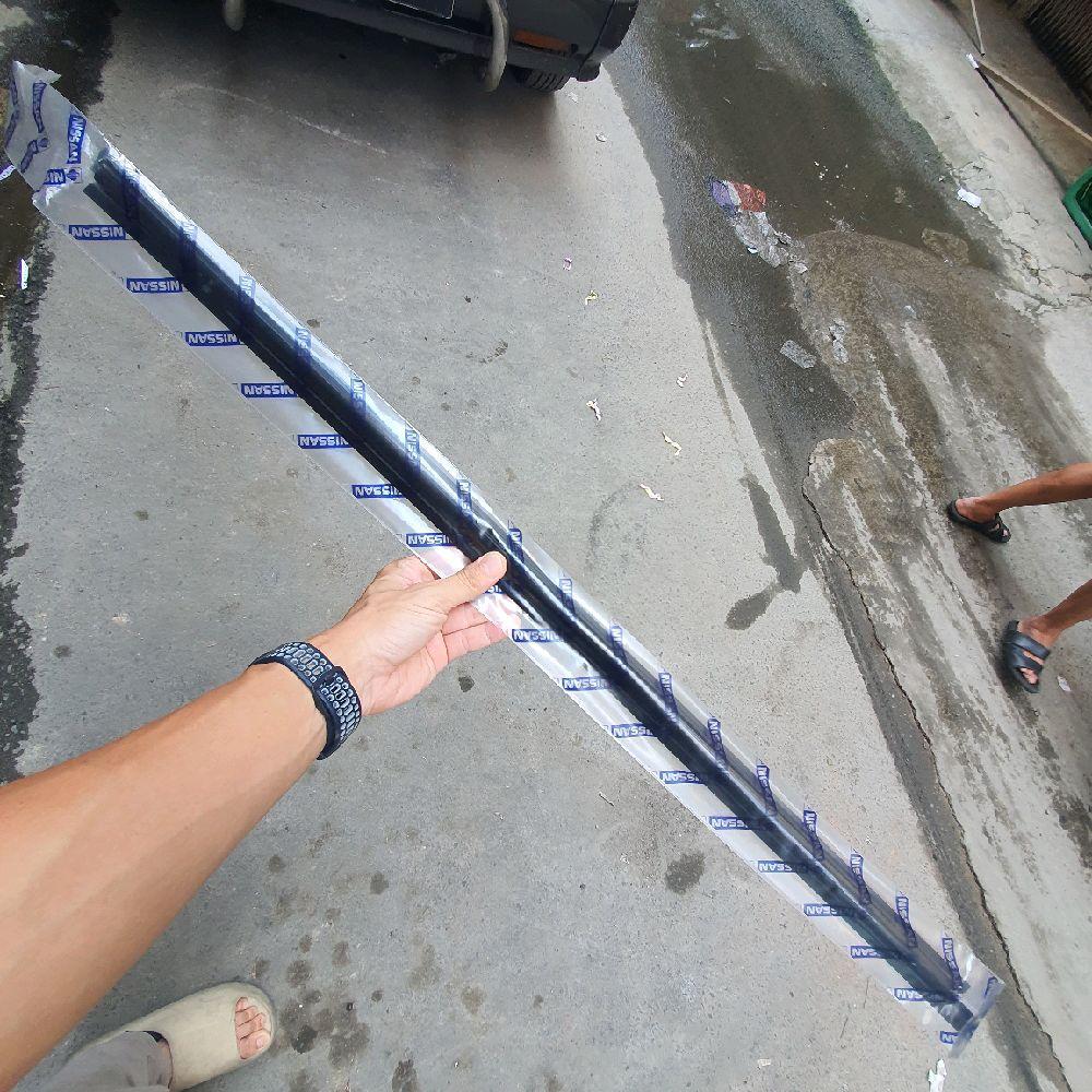 Pelipit kaca luar Nissan Terrano Terano Depan weather strip OEM Jepan Import