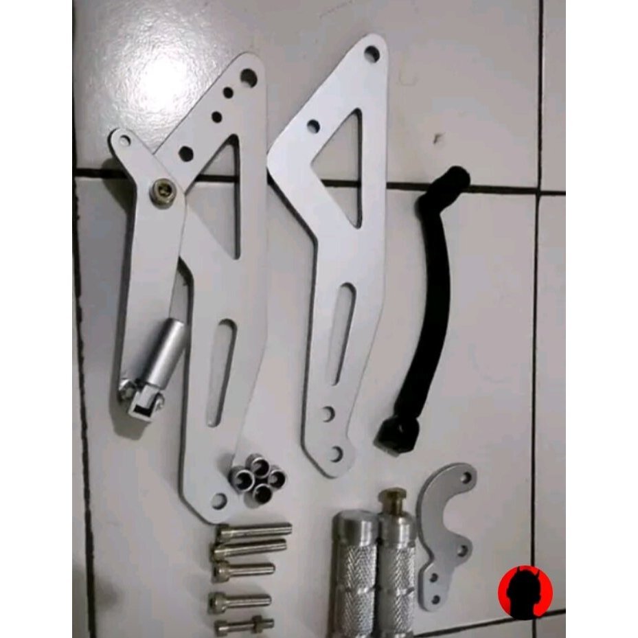 underbone ala ala Road race Suzuki Satria Fu harian