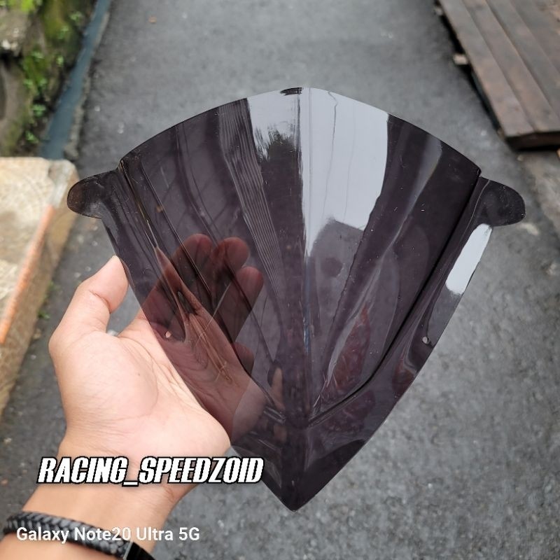 VISOR CARBON YAMAHA XEON 125 RC WINDSHIELD YAMAHA XEON RC