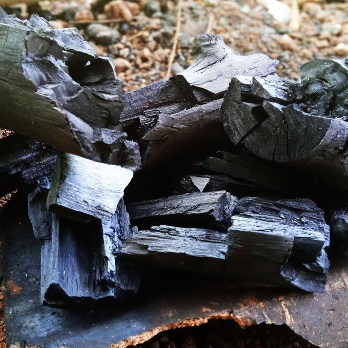 1kg arang kayu alat bakar sate bakar ayam LB33