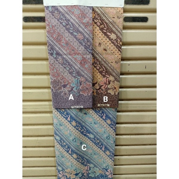 KAIN BATIK SEMI SUTRA PREMIUM MOTIF LARAS METERAN