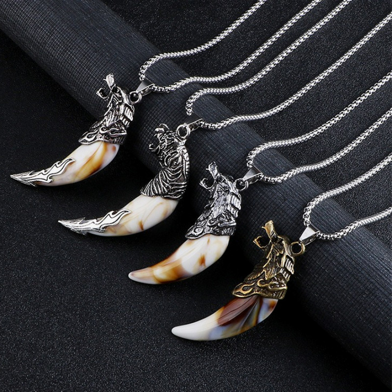 Domineering Ferocious Wolf Head Animal Wolf Fang Pendant Necklace Men Fashion Hip-hop Trendy Cool Pe