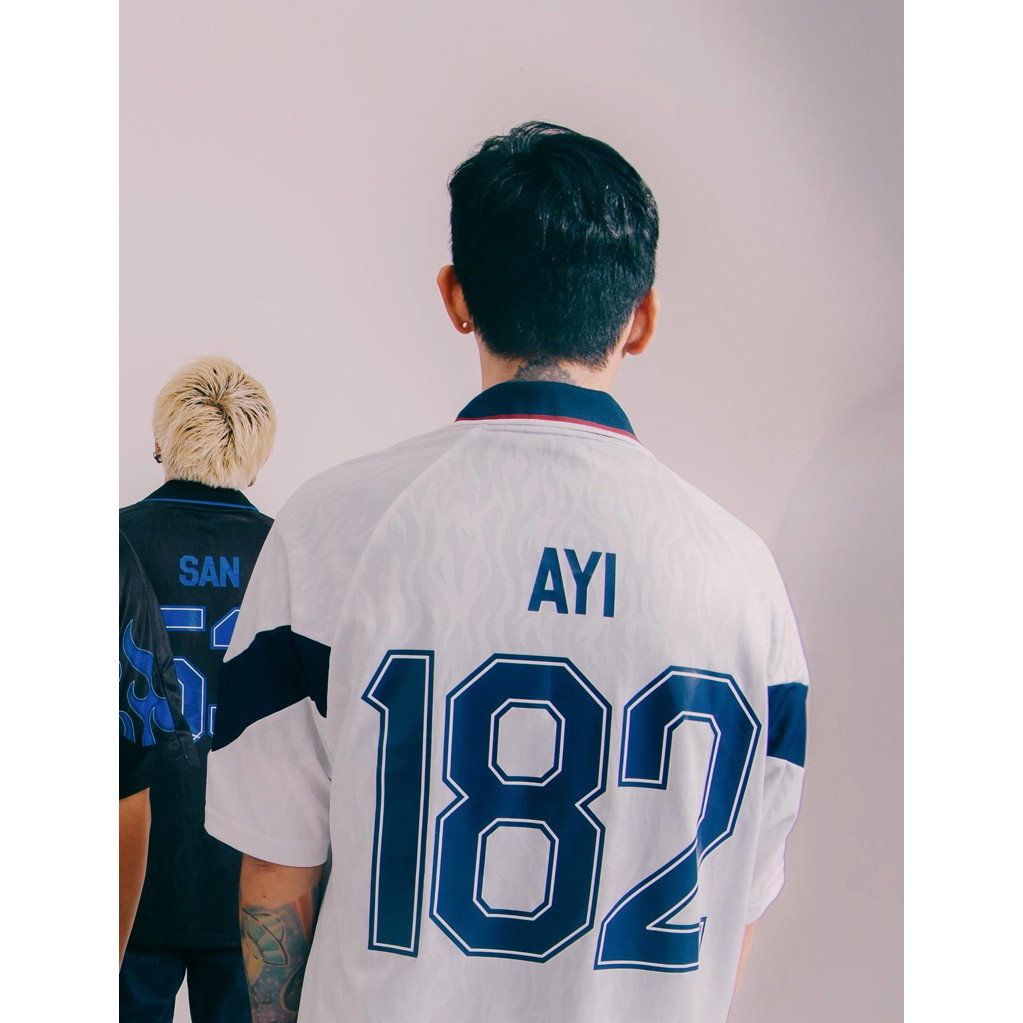 (COD) PWG X MILLS JERSEY WHITE WITH NAME SET