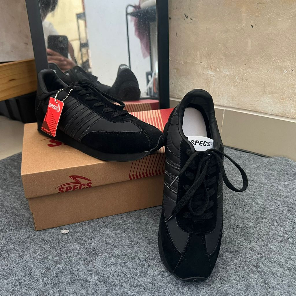 Promo COD Sepatu Sneakers Pria Dan Wanita Sepatu Specs Hitam Polos Sepatu Pria Dan Wanita Sepatu Sek