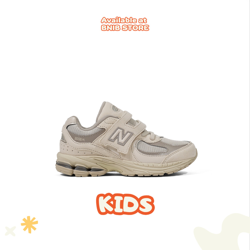 Sepatu NB Sneakers Anak Kids 2002R Hook & Loop Timberwolf Arid Stone Original