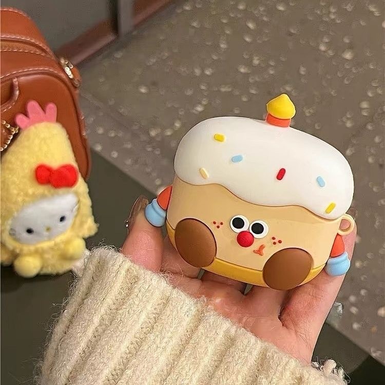 Casing kecil berbentuk kue yang lucu untuk earphone Bluetooth nirkabel AirPods Pro 2.