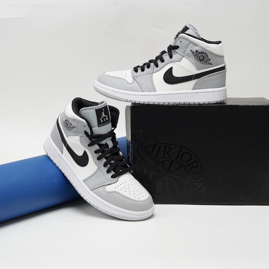 Nike Air Jordan 1 Mid Smoke Grey
