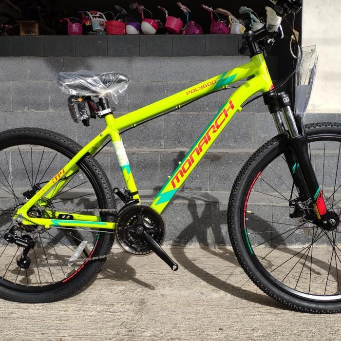 Sepeda Polygon Monarch 4