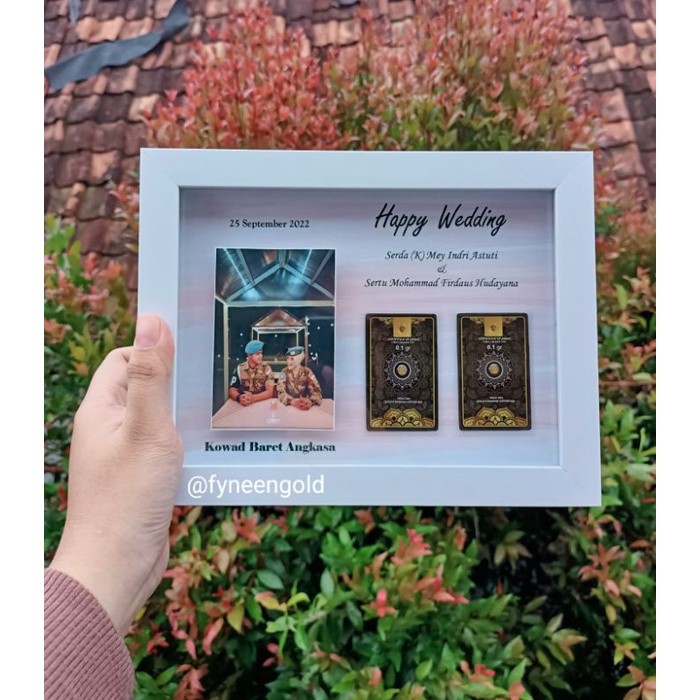 Gold in Frame/Frame 3D Pop Up/Kado Unik/Kado Wedding/Bingkai 3D hias