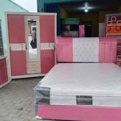 lemari sliding 3 pintu kaca