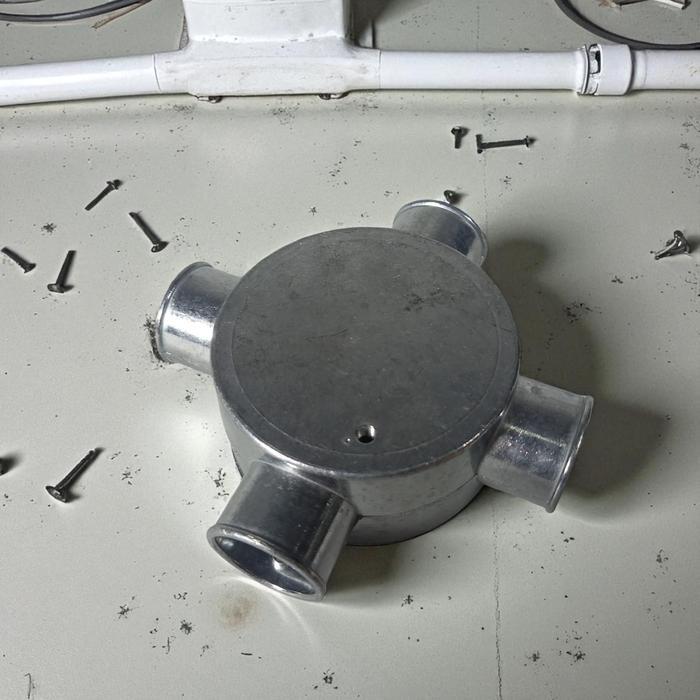 Tee Dus Cabang 4 Aluminium 20mm Kotak Sambungan Pipa Kabel Listrik Four Way T Box Conduit Fitting D-