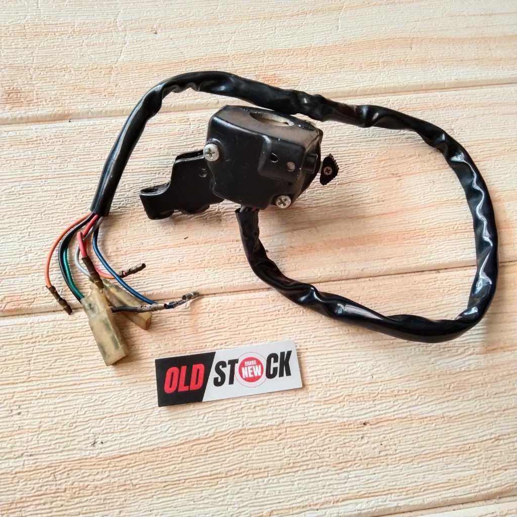 SAKLAR HOLDER MOTOR BAGIAN  KIRI KAWASAKI BINTER MERZY KZ200 MERSI PARTS NEW OLD STOCK