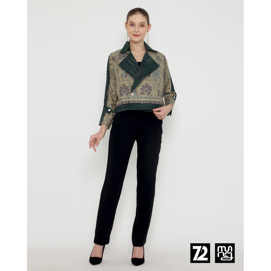BLOUSE BATIK PREMIUM Katun Wanita Osse Crop Kombinasi Lurik Warna Cream Hijau 72 Batik x WearLori 72