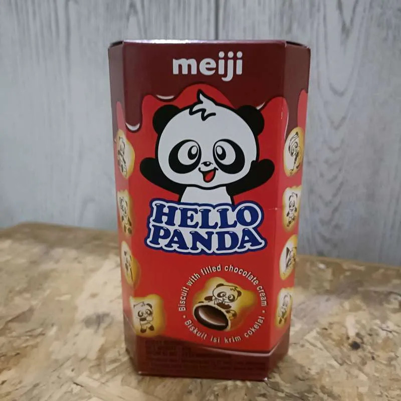 Meiji Hello Panda Biskuit Coklat 42g - Renyah, Berbentuk Panda, Isi Krim Coklat