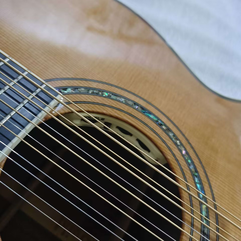 Lefty Guild F512 12String Acoustic Electric Jumbo Guitar Cedar Top Monochromatic Left Handed 12 Stri
