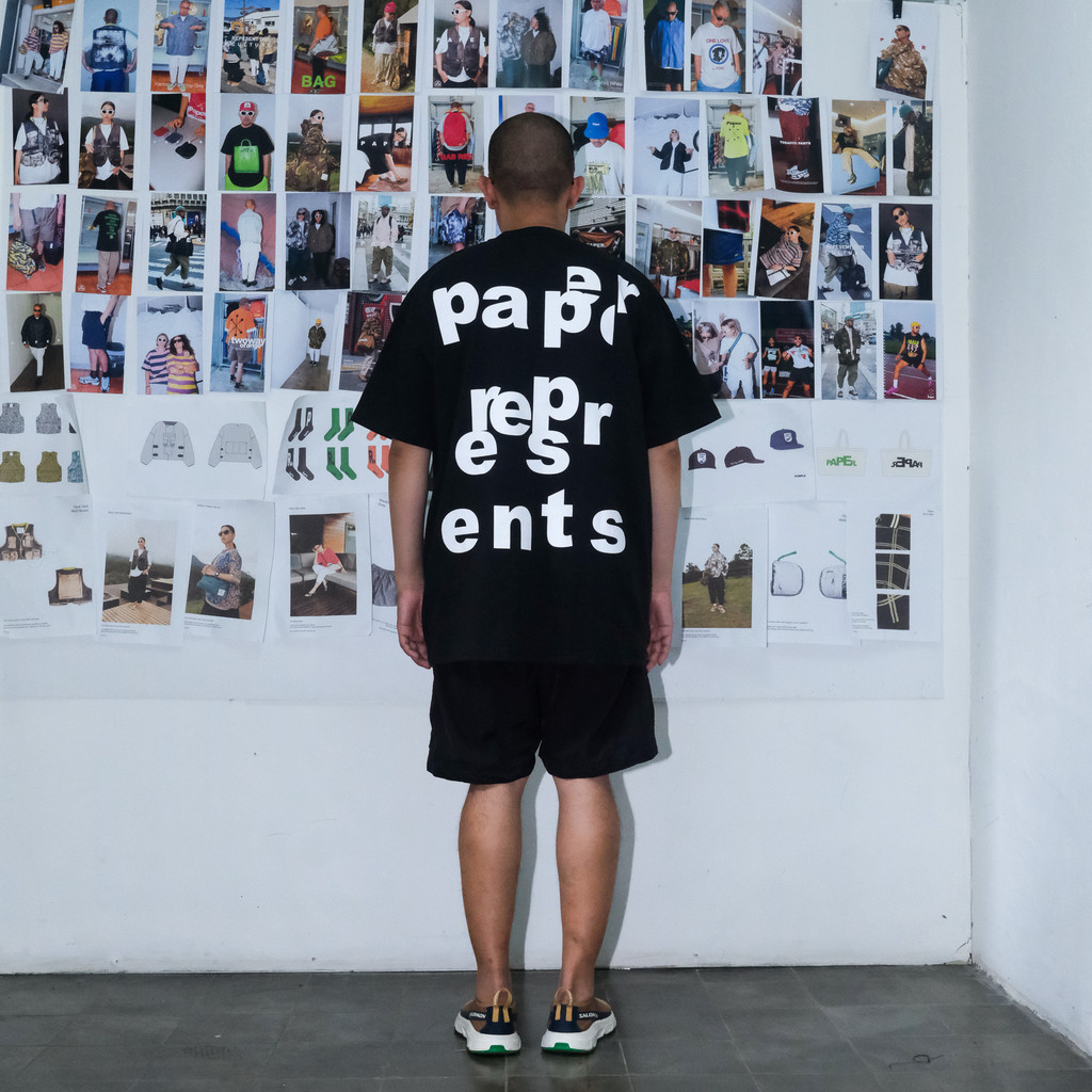 Paper. Kaos Lengan Pendek Pria Sablon Represent Black