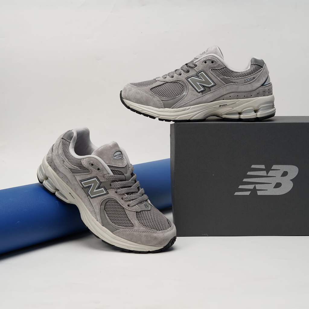 New Balance 2002R Marblehead