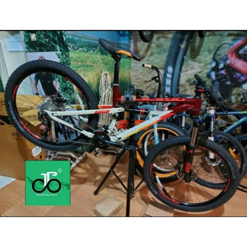 Sepeda MTB 27.5 / 29 Polygon Siskiu D5 TERBARU 2020