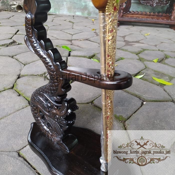 Jagrak Tempat Pusaka Naga Kayu Jati