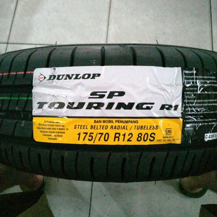 Ban Dunlop 175/70 R12 SP Touring R1 Ban Mobil