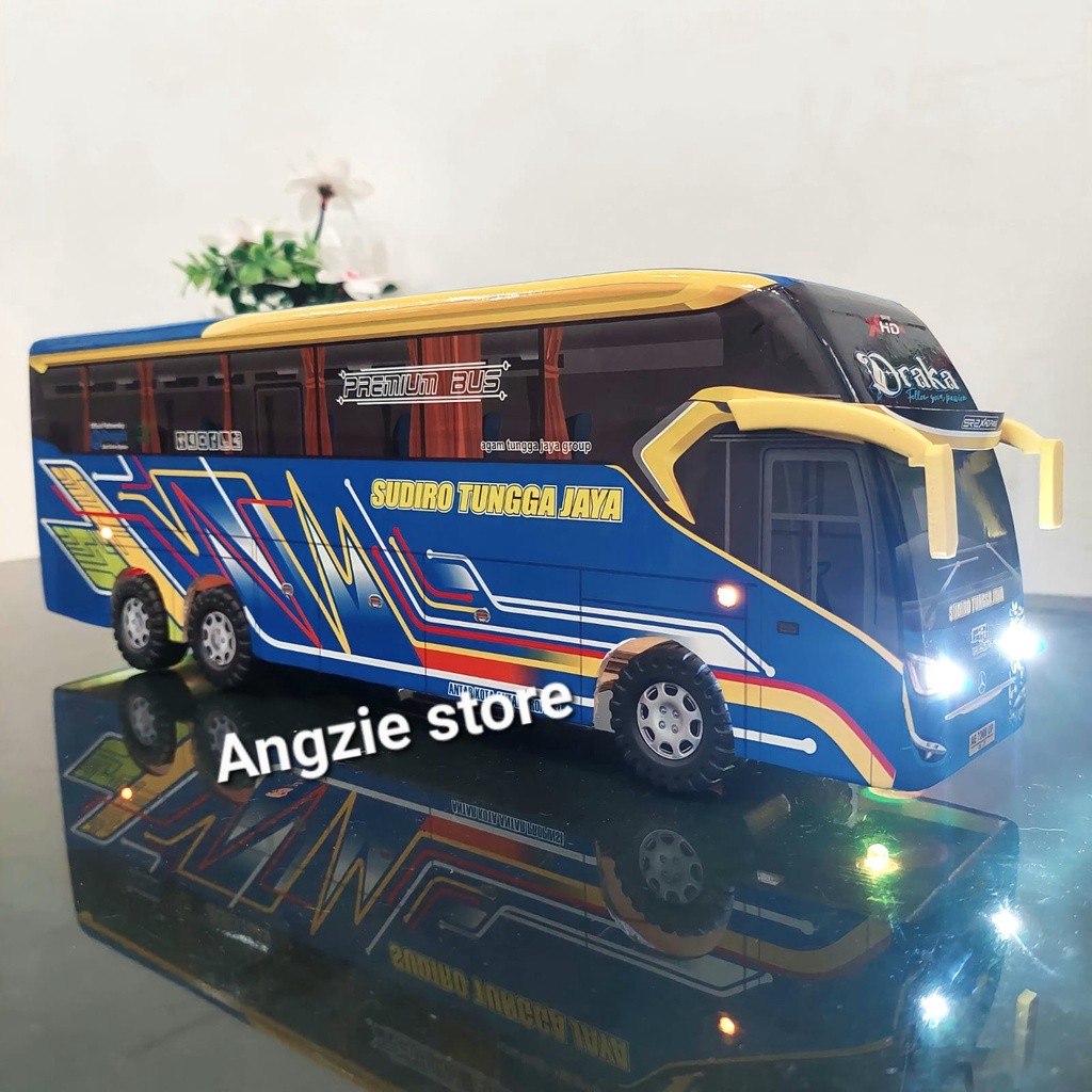 SUMERKAN Miniatur bus bis Sudiro Tungga Jaya STJ Draka
