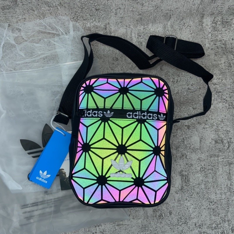 ADIDAS ISSEY MIYAKE SLINGBAG  / TAS SELEMPANG ADIDAS / SLINGBAG ISSEY MIYAKE / SLINGBAG ADIDAS - Z5