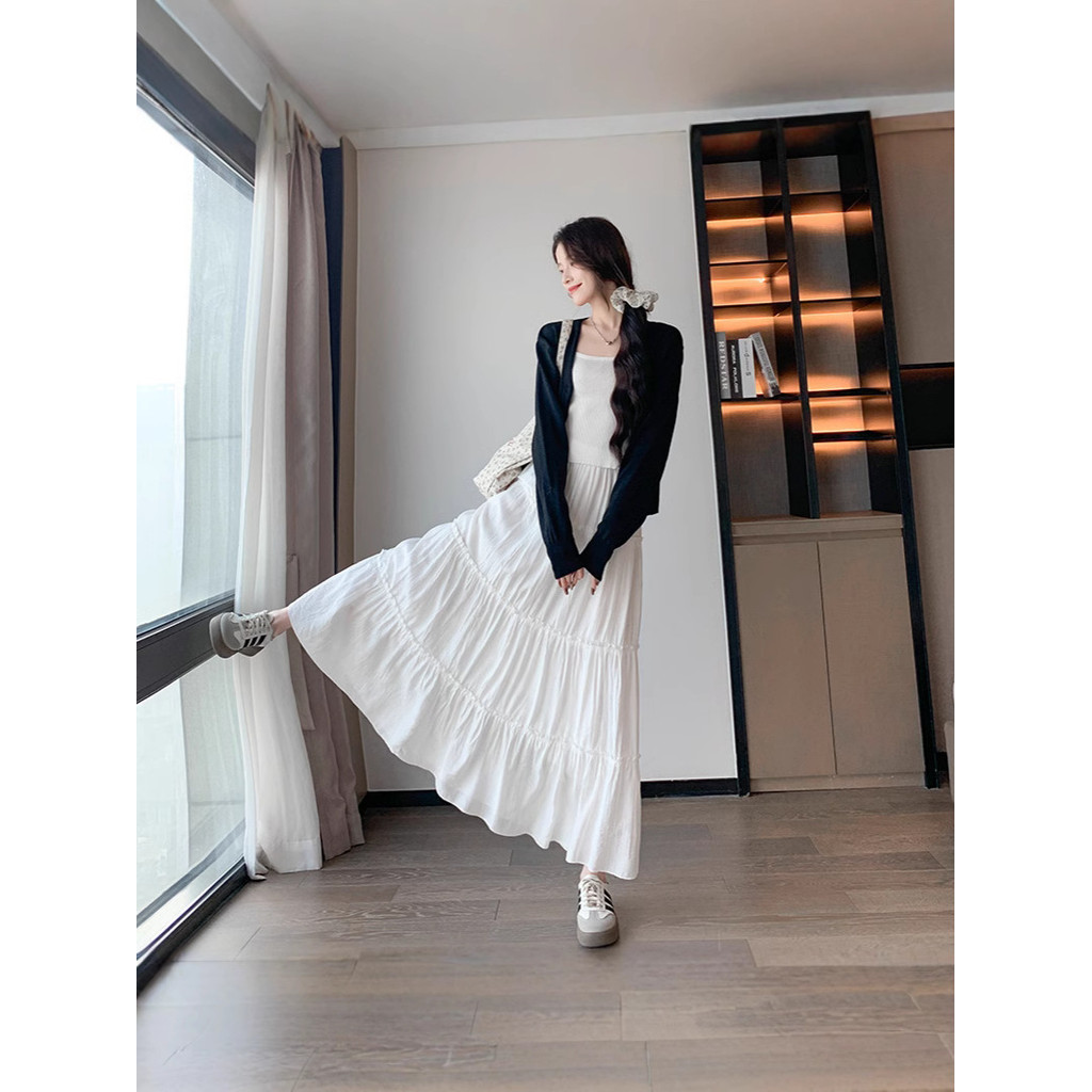 Rok setengah putih berkualitas tinggi  Rok Kue Payung Panjang