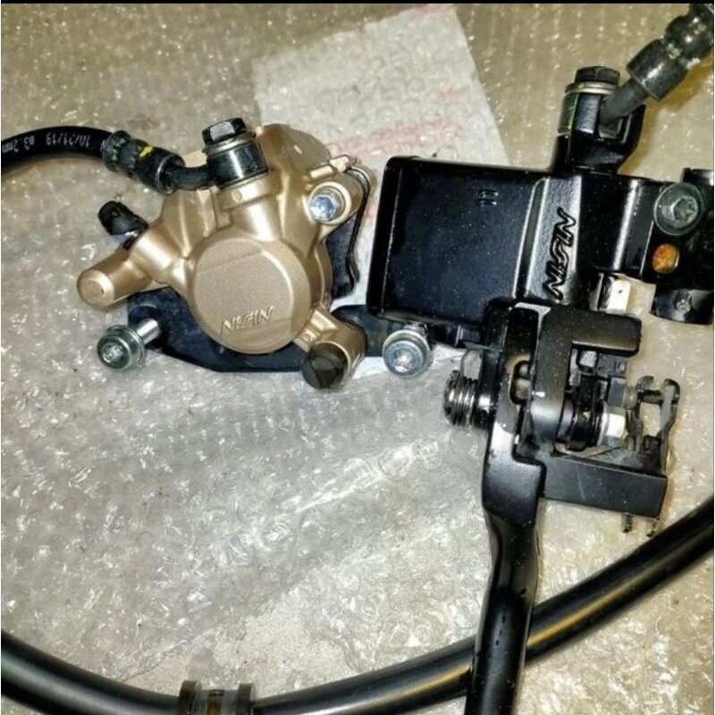 Master Kaliper Rem Set Depan Atas Bawah Honda ALL New Beat street Led Deluxe Edition  2021 2022 2023