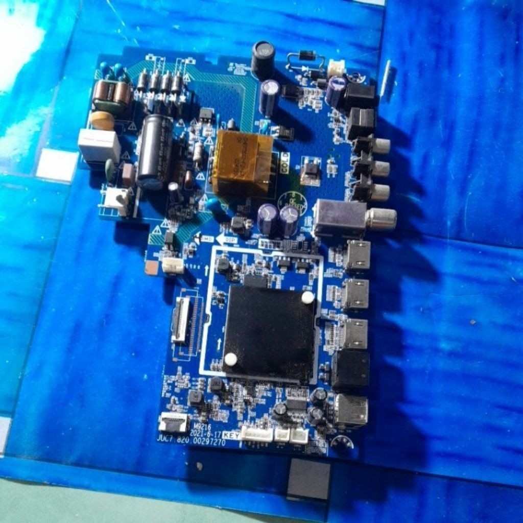 mb mainbord tv chiq 32g7