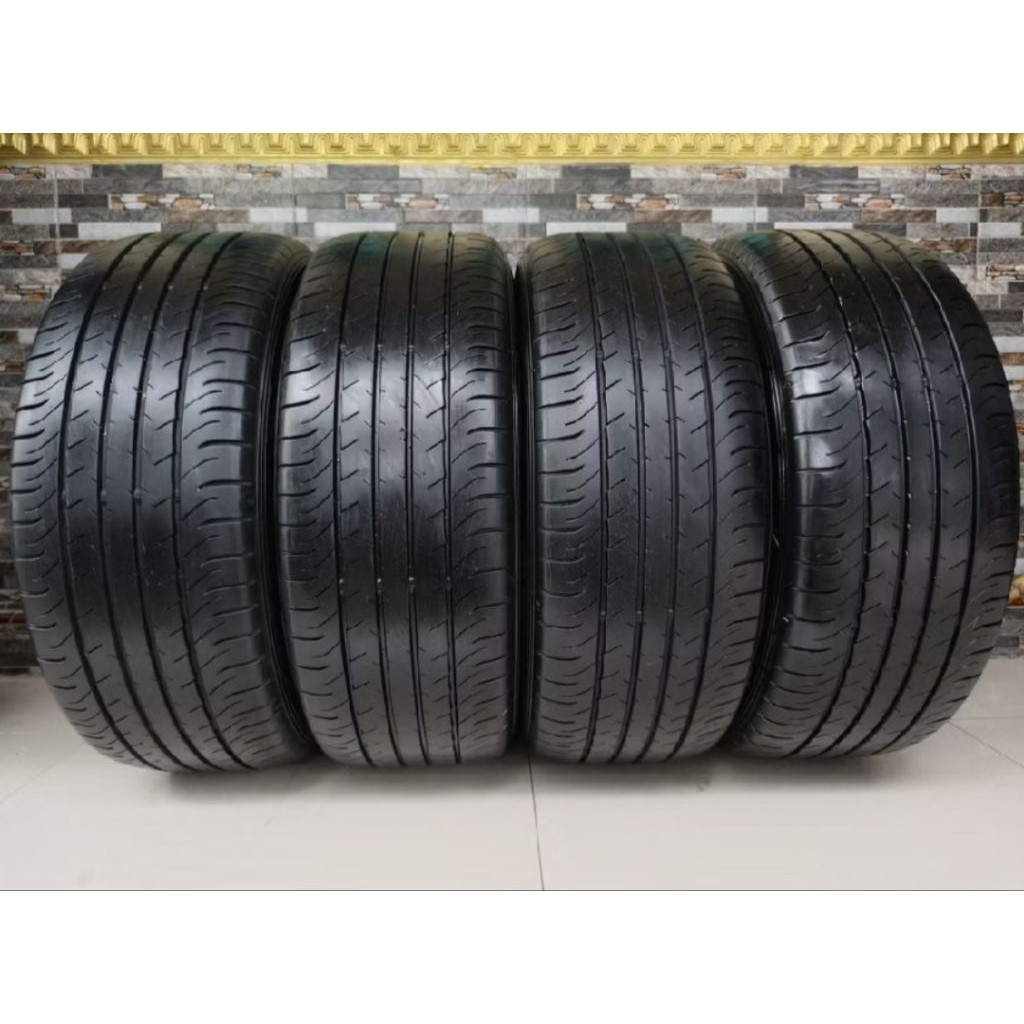 Ban Mobil Copotan Ring17 Dunlop 215/55 R17 Second Tubles