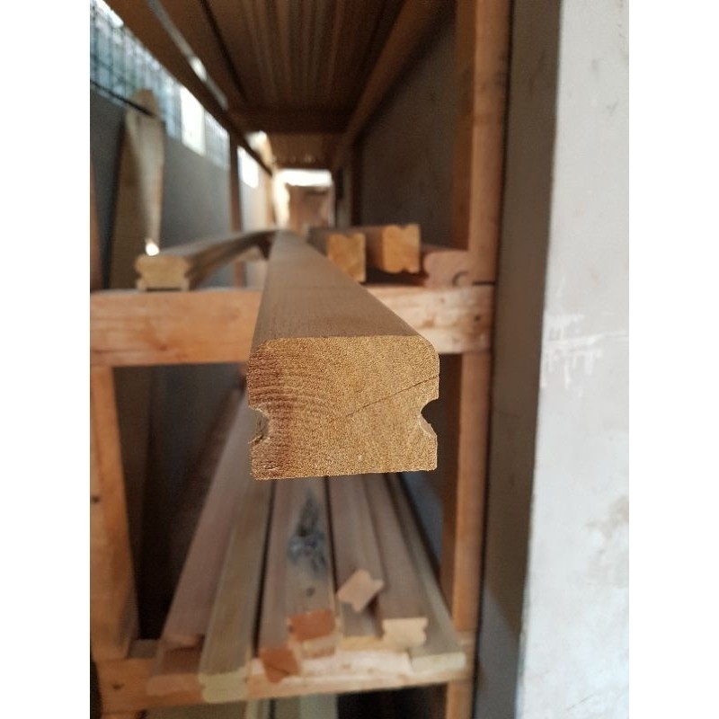 pegaangan / reling kayu LB33