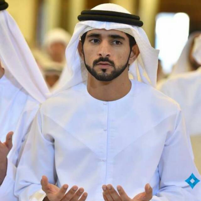 Imamah Putih/ Sorban Putih/ Ghutra/ Sorban Habib/ Kashmiri Putih/ Kashmiri Shawl/ Turban/Sorban Haji