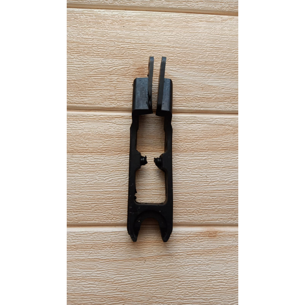 KARET BANTALAN TAHANN RANTAI MOTOR HONDA Supra - Supra X - Supra Fit Lama / Karet Arm Penahan Rante 