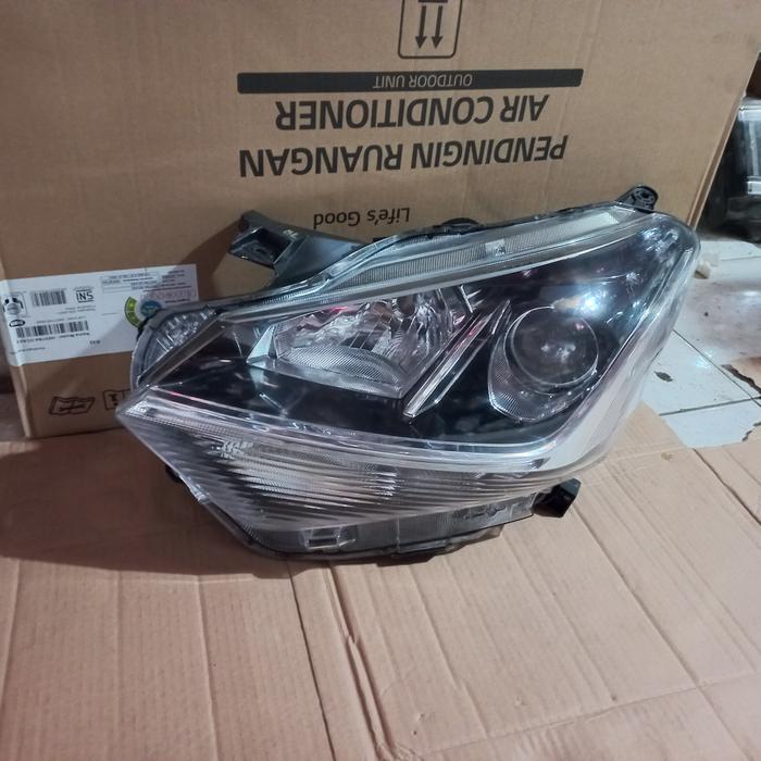 headlamp lampu depan toyota Agya 2016 2017 2018 original