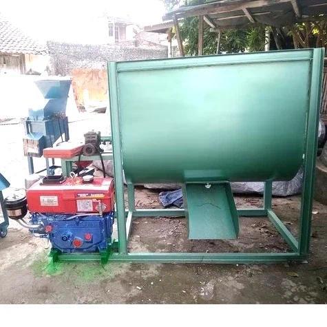 Mesin Mixer Pakan Ternak  Mixer kapasitas 200 kg tanpa disel Order Khusus