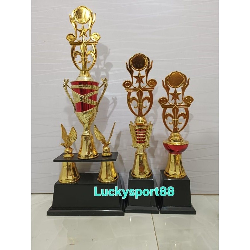 trophy Piala 2kaki tunas kelapa pramuka 1 set