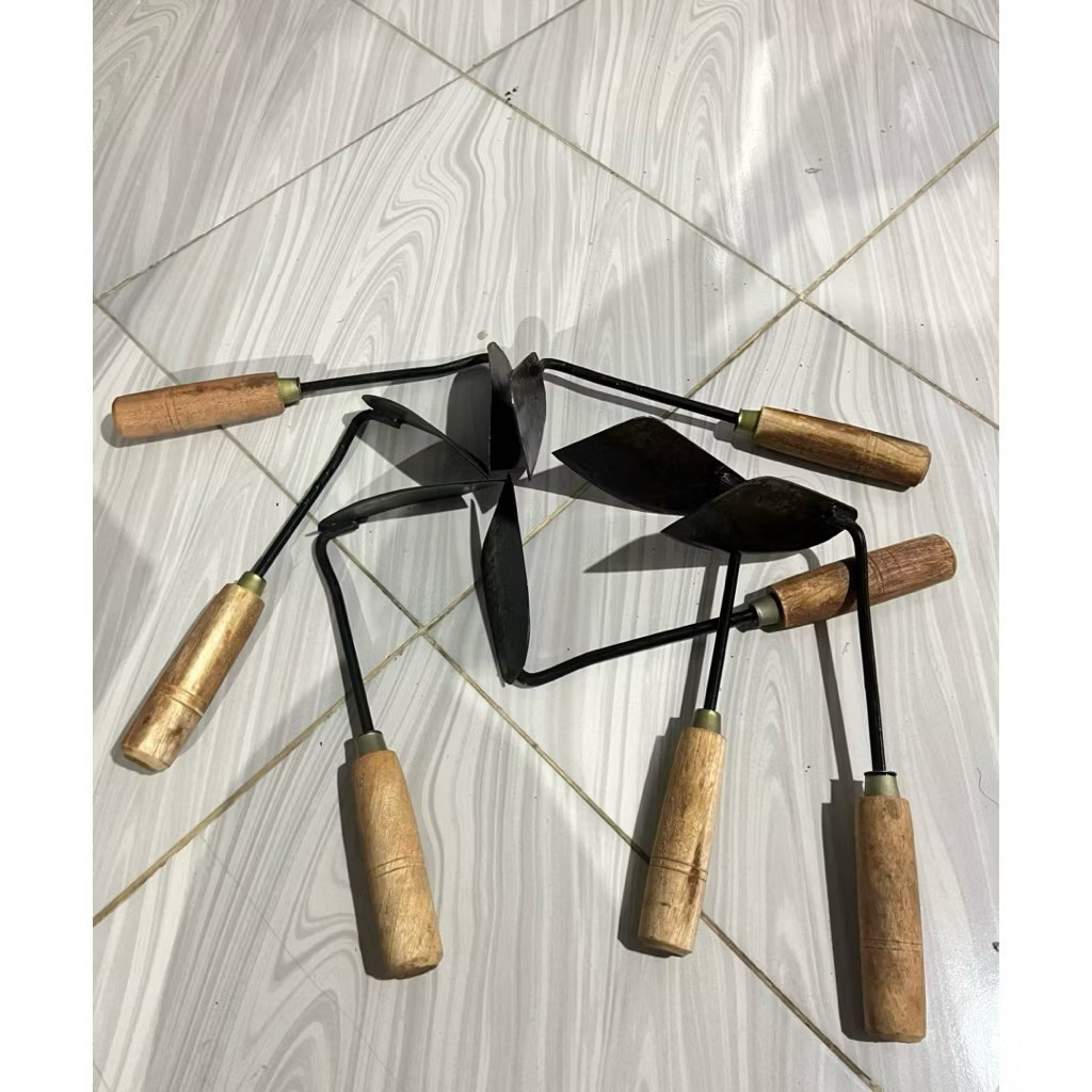 ALAT Pertanian Wangkil miring  Gratul  alat pembersih rumput pacul kecil Gathul Baja Asli Wangkil Mi